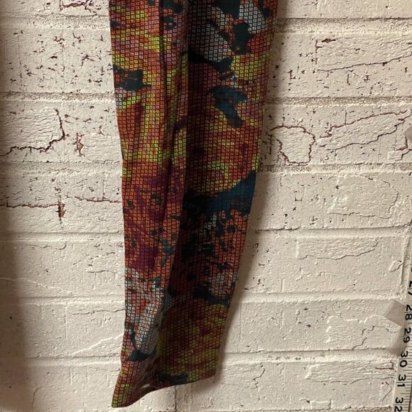 LularRoe Floral Plus Size Tall Curvy Leggings 12-22 - Picture 3 of 10